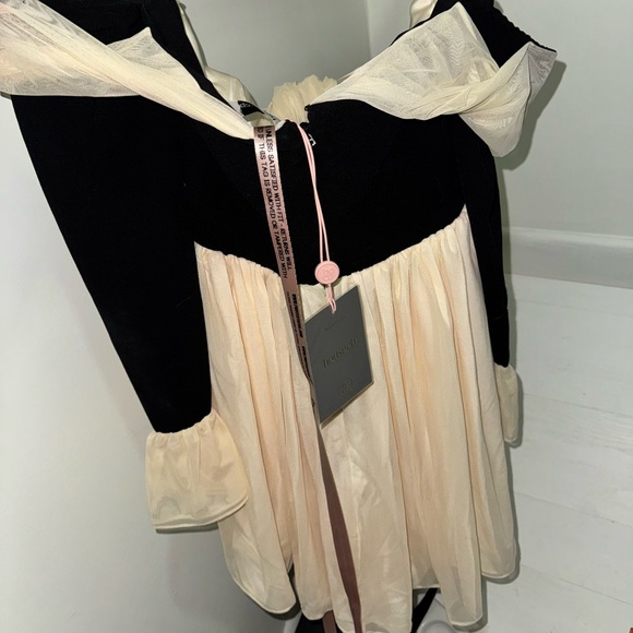 NWT House of CB Alana Dress - Picture 4 of 5